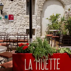 https://logis-de-la-muette.fr-provencehotel.com