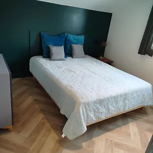 https://blue-and-green-rooms.biarritzhotels.info